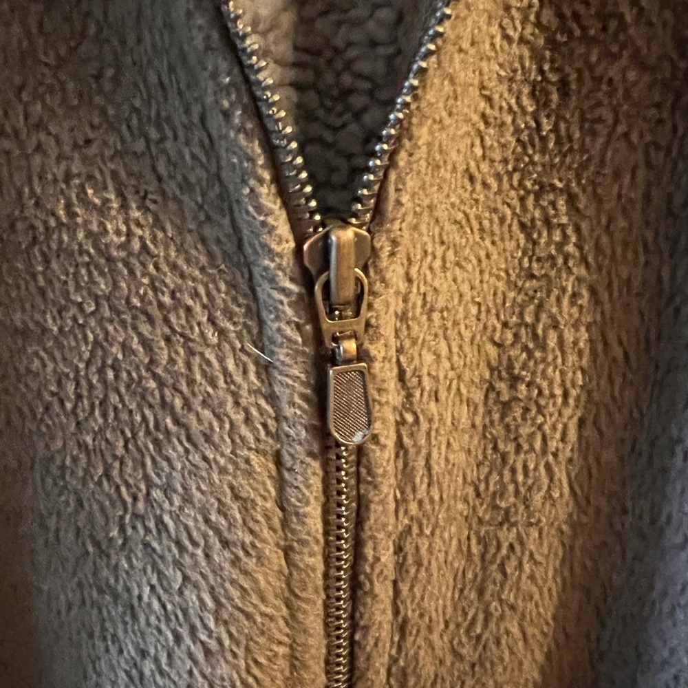 Coat - Picture 7 of 8